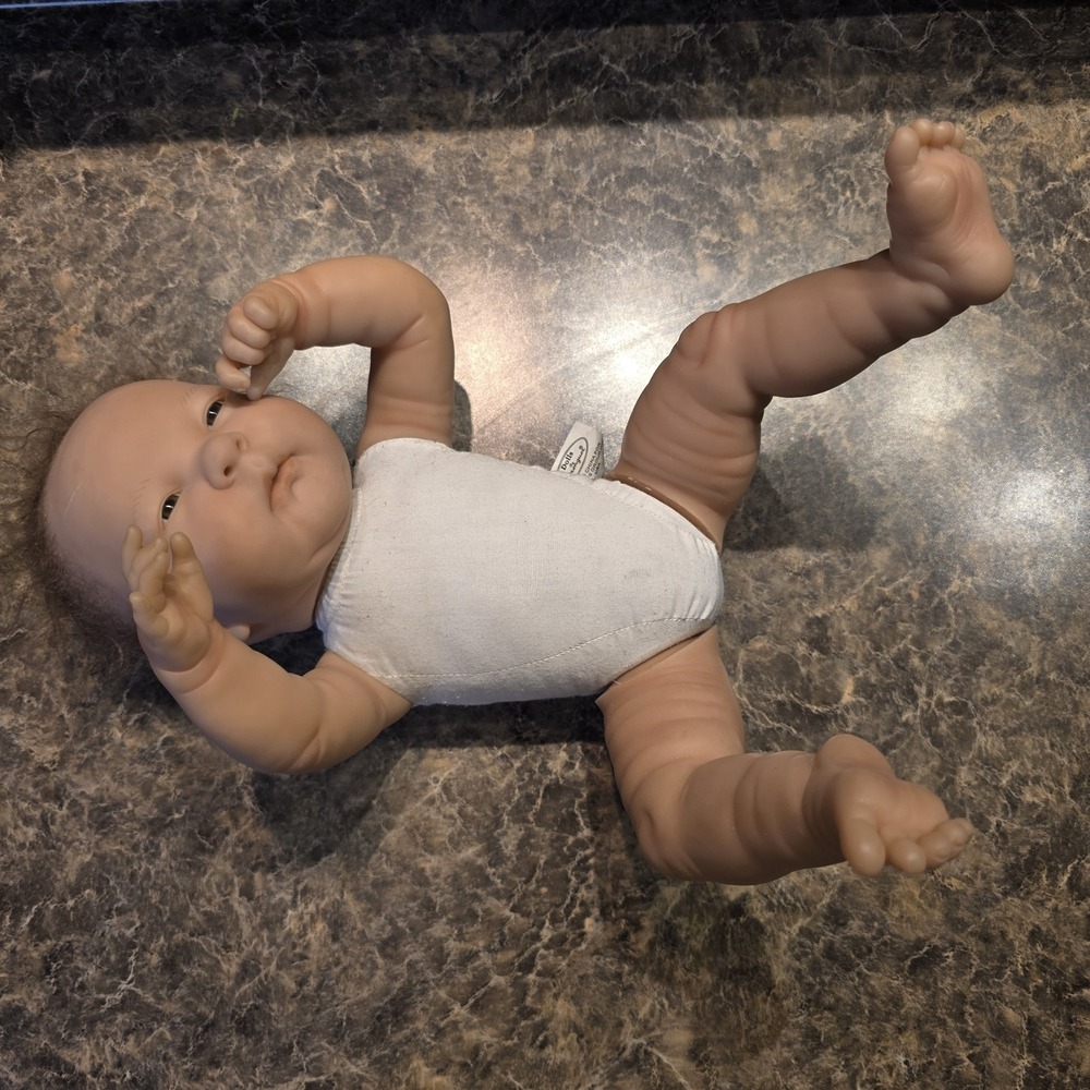17" Reborn Berenguer Baby Doll Weighted With Cloth Body Around 3.2 Lbs 03-05 - Picture 12 of 14